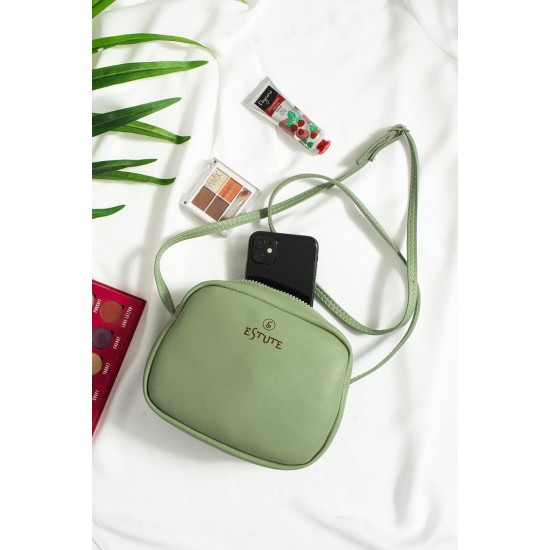 Women's Summer Hand and Shoulder Bag, Versatile, Stylish, Durable, Lightweight, Premium Turkish Leather, Green Color